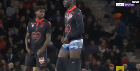 替补球员凯恩梅开三度 拜仁5‑0血洗斯图加特