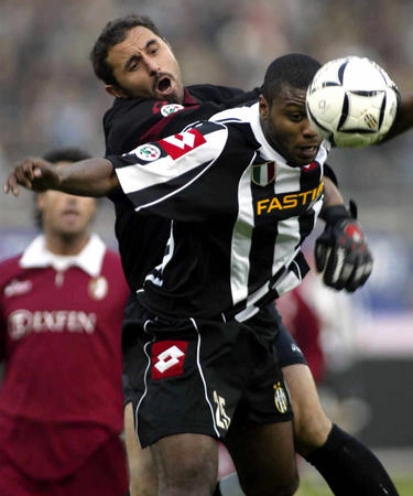 篮板差距！灰熊净胜独行侠20个篮板，其中12个是进攻篮板