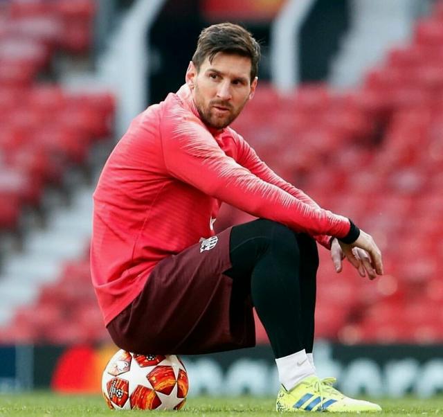 詹姆斯关键得分锁定胜局