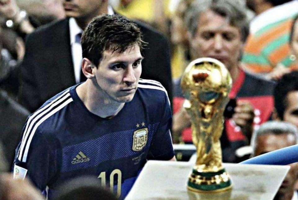 科尔：不清楚巴特勒的具体伤情，训练师告诉我他下半场不会上