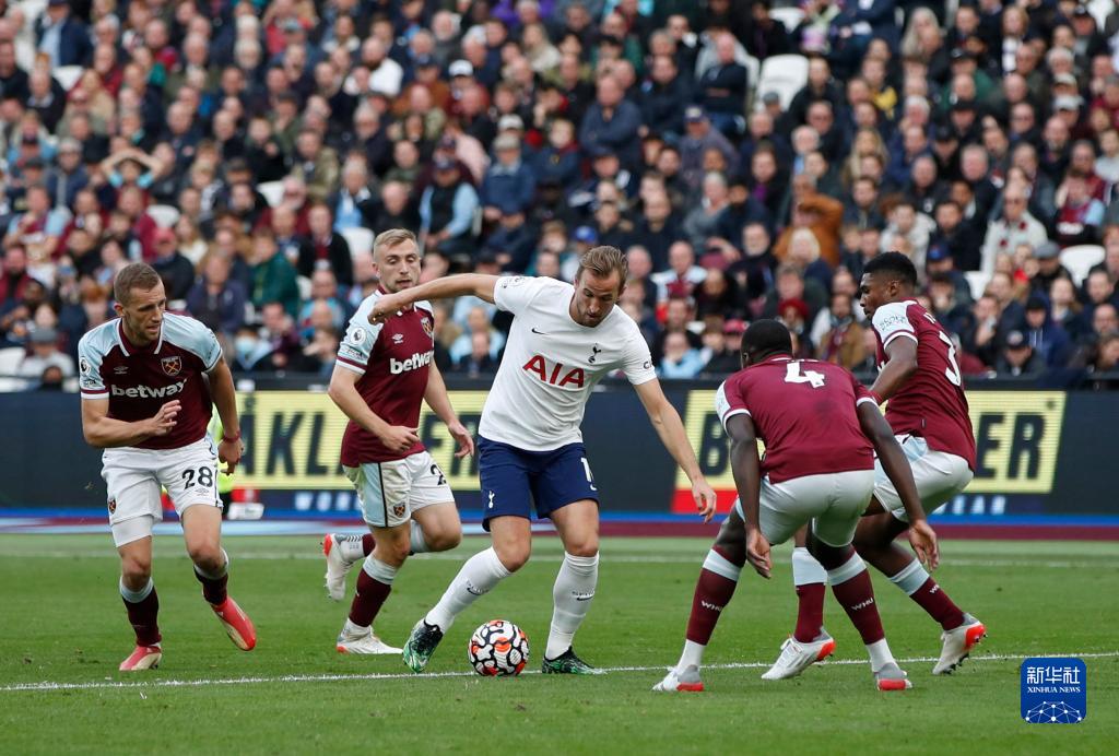 阿莫林头大了！曼联1-1又爆冷：英超7队争四差3分，1队成大黑马