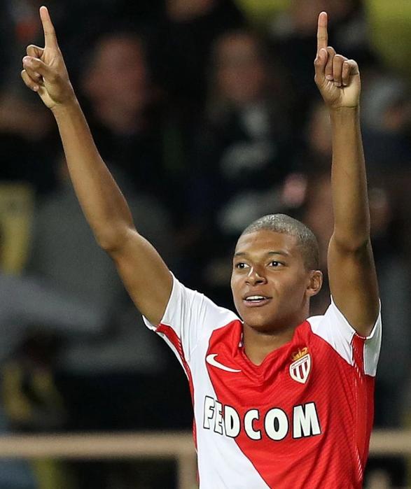 曼晚评分：芒特8分最高，姆伯莫首秀7分，乌加特、梅努5分