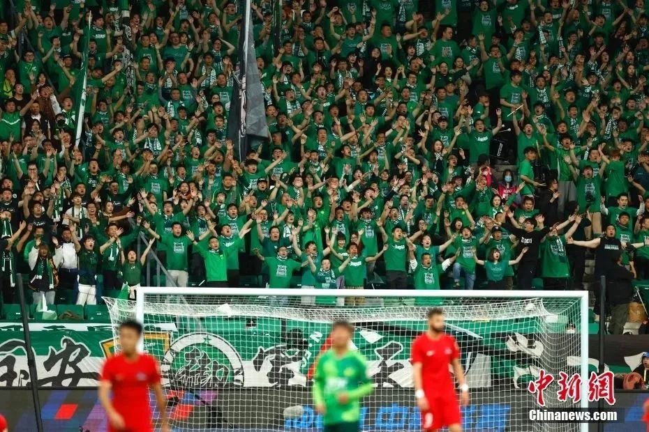 太猛了！随着曼城3-0横扫，英超积分榜如下：枪手仅剩两分优势！